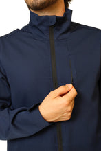 Cargar imagen en el visor de la galería, CHAMARRA FIT JACKET EXTRA GRUESA- DOBLE STRETCH CON CIERRE con REPELENTE A FLUIDOS para Caballero - EA-10