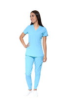 Cargar imagen en el visor de la galería, KIT Estudiantes - Chamarra Fit Jacket Extra Gruesa y Conjunto Quirúrgico con Pant JOGGER Doble Stretch Repelente a fluidos para Dama