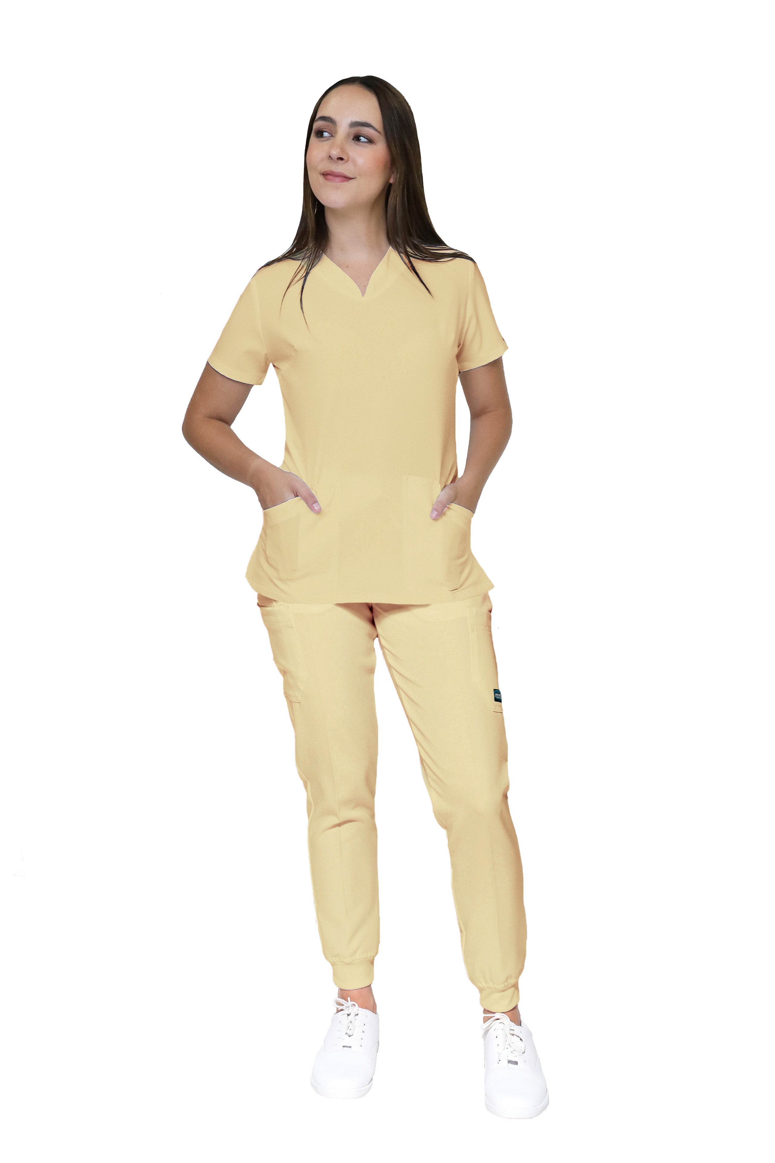 CONJUNTO EV-24 KITTY CON PANTALÓN JOGGER DAMA