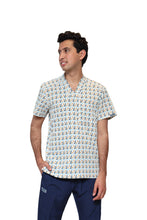 Cargar imagen en el visor de la galería, Conjunto SET Filipina y Pantalón EA-02 REPELENTE A FLUIDOS-Color ESTAMPADO DINOSAURIOS con PANT MARINO HOMBRE-HASSAN Uniformes