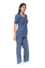 Cargar imagen en el visor de la galería, Conjunto SET Filipina y Pantalón ER-05 Titi -Color ACERO/LILA - Dama- Ana Isabel Uniformes