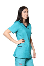 Cargar imagen en el visor de la galería, Conjunto SET Filipina y Pantalón ER-05 Titi -Color VERDE/MARINO- Dama- Ana Isabel Uniformes