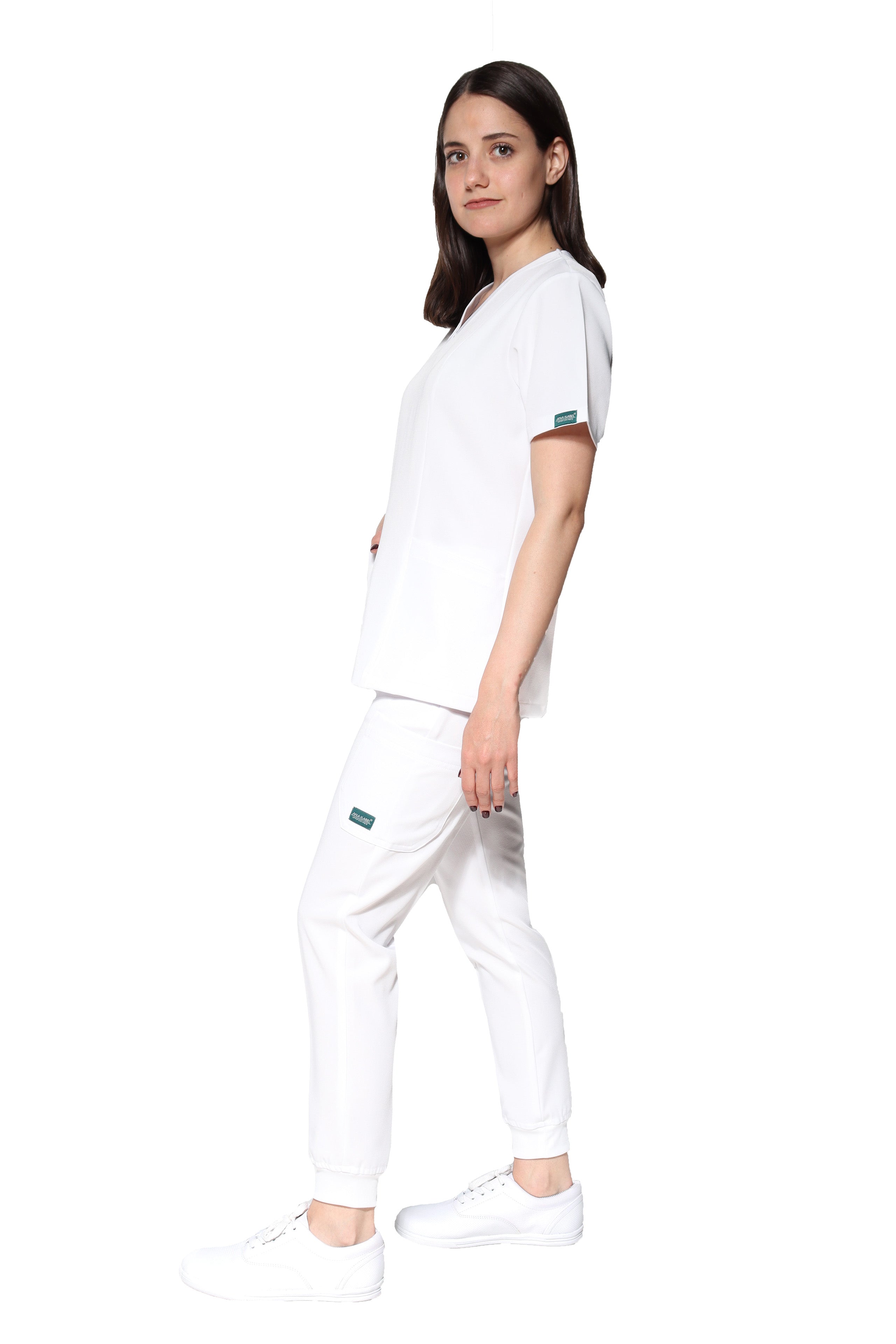 Conjunto SET Filipina y Pantalón JOGGER EV-01 Chicu REPELENTE A FLUIDOS-Color BLANCO Dama-Ana Isabel Uniformes