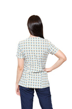 Cargar imagen en el visor de la galería, Conjunto SET Filipina y Pantalón EV-04 Tatita REPELENTE A FLUIDOS-Color ESTAMPADO DINOSAURIOS con PANT MARINO Dama-Ana Isabel Uniformes