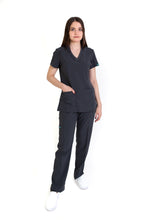 Cargar imagen en el visor de la galería, Conjunto SET Filipina y Pantalón EV-04 Tatita REPELENTE A FLUIDOS-Color PEWTER Dama-Ana Isabel Uniformes