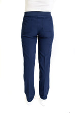 Cargar imagen en el visor de la galería, Conjunto SET Filipina y Pantalón EV-04 Tatita REPELENTE A FLUIDOS-Color PISTACHE/MARINO con PANT MARINO Dama-Ana Isabel Uniformes