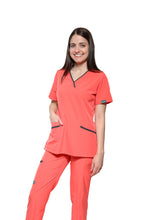 Cargar imagen en el visor de la galería, Conjunto SET Filipina y Pantalón EV-18 CANDY REPELENTE A FLUIDOS-Color Durazno/pewter Dama-Ana Isabel Uniformes