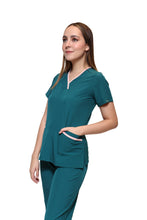 Cargar imagen en el visor de la galería, Conjunto SET Filipina y Pantalón JOGGER EV-18 CANDY REPELENTE A FLUIDOS-Color  Pasto/Pastel Dama-Ana Isabel Uniformes