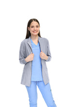 Cargar imagen en el visor de la galería, CHAMARRA WARM UP DOBLE STRETCH CON CIERRE con REPELENTE A FLUIDOS para Dama - EV-25