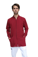 Cargar imagen en el visor de la galería, CHAMARRA WARM UP DOBLE STRETCH CON CIERRE con REPELENTE A FLUIDOS para Hombre - EA-06