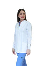 Cargar imagen en el visor de la galería, CHAMARRA WARM UP DOBLE STRETCH CON CIERRE con REPELENTE A FLUIDOS para Dama - EV-25