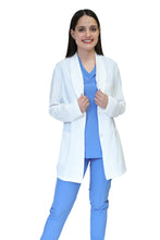 Cargar imagen en el visor de la galería, Bata Médica y de Laboratorio DOBLE STRETCH con REPELENTE A FLUIDOS para Dama - KA-37-IM