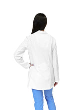 Cargar imagen en el visor de la galería, Bata Médica y de Laboratorio DOBLE STRETCH con REPELENTE A FLUIDOS para Dama - KA-37-IM