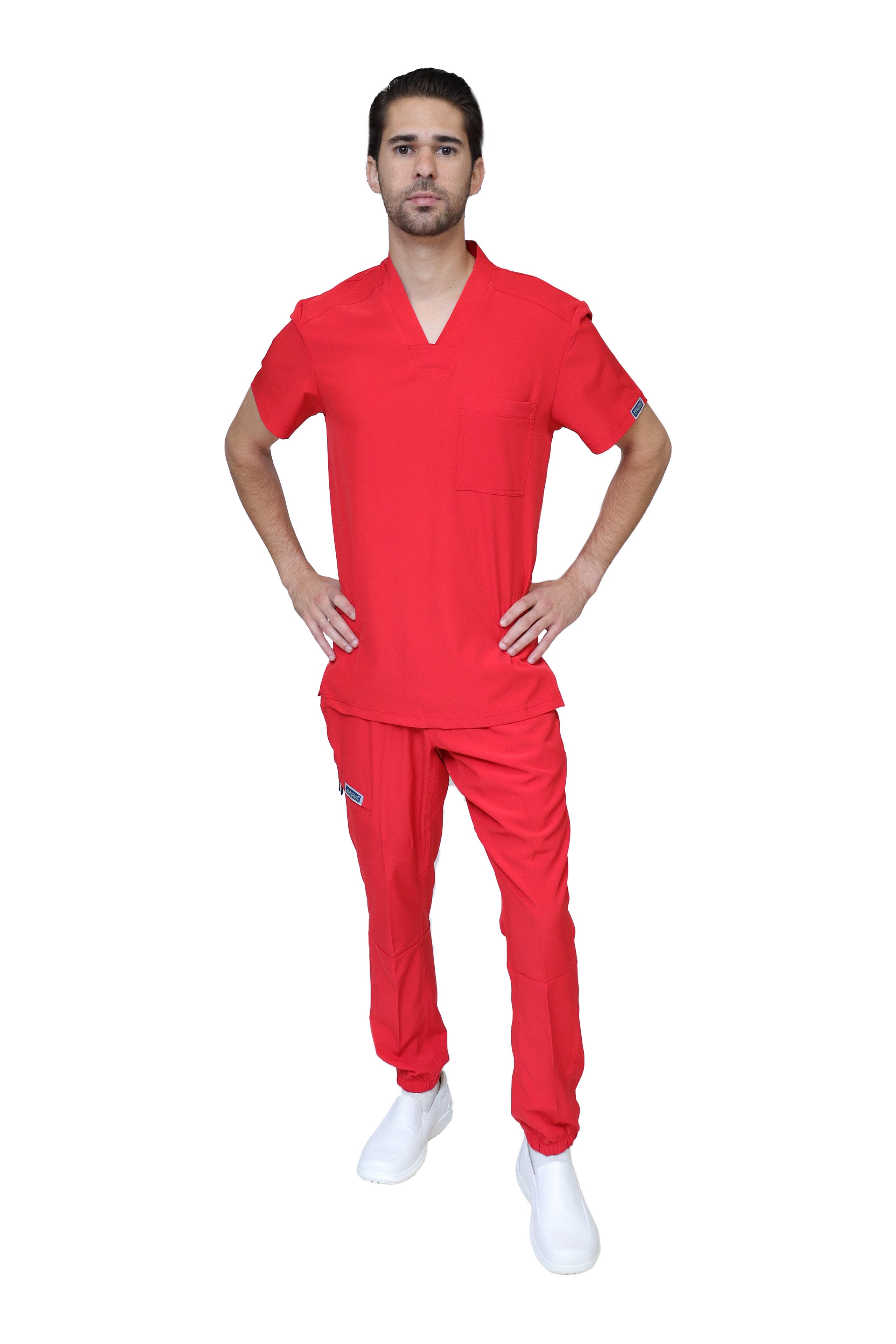 CONJUNTO EA-02 HOMBRE con PANTALÓN JOGGER