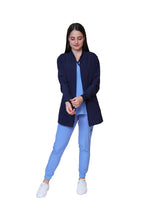 Cargar imagen en el visor de la galería, CHAMARRA WARM UP DOBLE STRETCH CON CIERRE con REPELENTE A FLUIDOS para Dama - EV-25