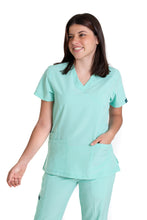 Cargar imagen en el visor de la galería, Conjunto SET Filipina y Pantalón EV-04 Tatita REPELENTE A FLUIDOS-Color PISTACHE Dama-Ana Isabel Uniformes