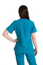 Cargar imagen en el visor de la galería, Conjunto SET Filipina y Pantalón EV-03 Nani REPELENTE A FLUIDOS-Color VERDE Dama-Ana Isabel Uniformes