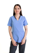 Cargar imagen en el visor de la galería, Conjunto SET Filipina y Pantalón EV-02 Muñin REPELENTE A FLUIDOS-Color FRANCIA/PEWTER con PANT PEWTER Dama-Ana Isabel Uniformes