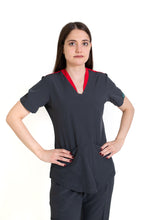 Cargar imagen en el visor de la galería, Filipina Top EV-02 Muñin REPELENTE A FLUIDOS-Color PEWTER/ROJO Dama-Ana Isabel Uniformes