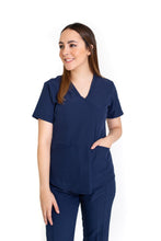 Cargar imagen en el visor de la galería, Filipina Top EV-02 Muñin REPELENTE A FLUIDOS-Color MARINO Dama-Ana Isabel Uniformes