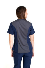 Cargar imagen en el visor de la galería, Conjunto SET Filipina y Pantalón EV-02 Muñin REPELENTE A FLUIDOS-Color MARINO/PEWTER Dama-Ana Isabel Uniformes