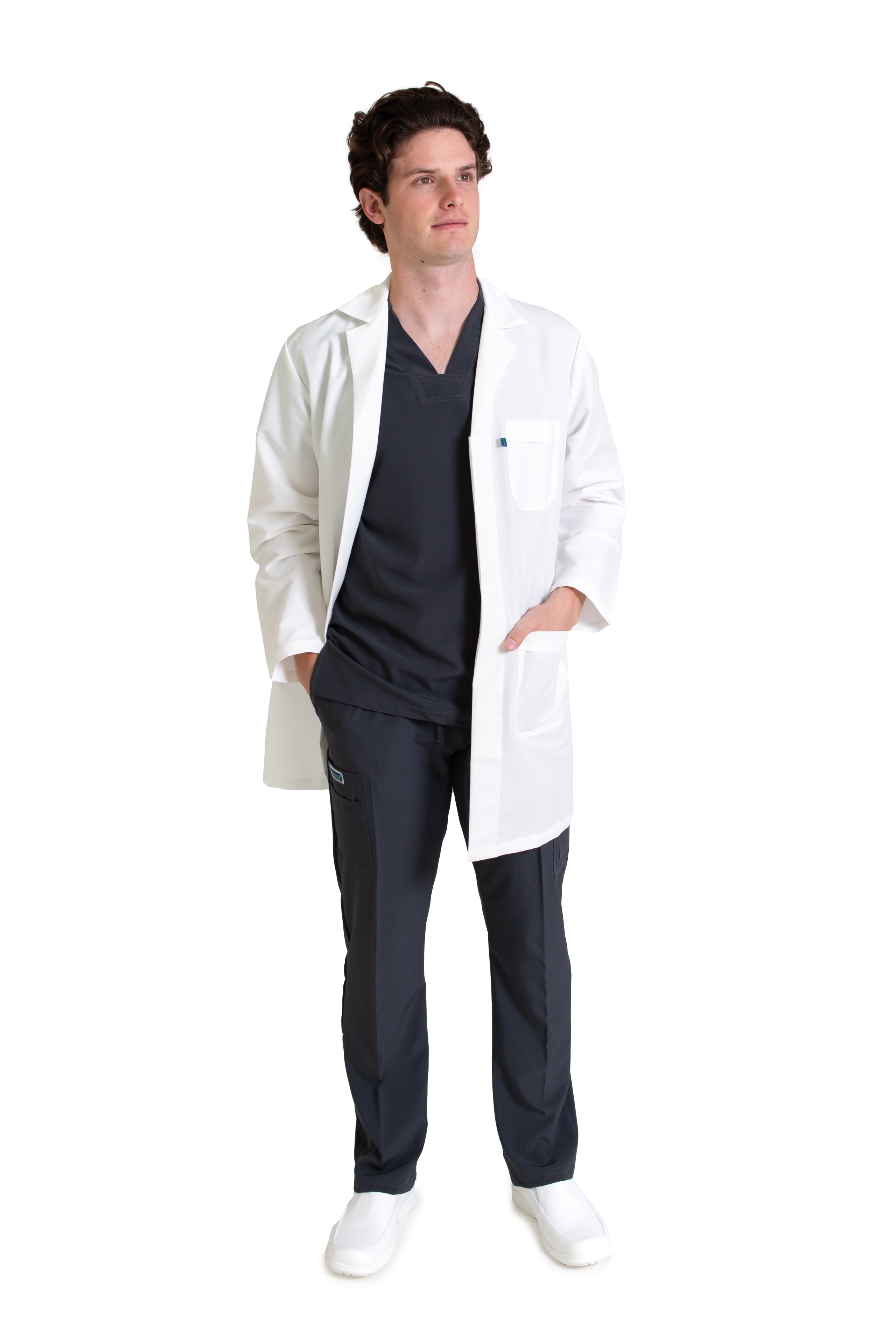 Bata Médica para Caballero-Botón Oculto-HA-30R con TECNOLOGÍA REPELENCIA -Profesional-HASSAN Uniformes