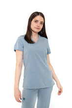 Cargar imagen en el visor de la galería, Conjunto SET Filipina y Pantalón EV-04 Tatita REPELENTE A FLUIDOS-Color MISTY Dama-Ana Isabel Uniformes