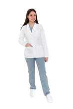 Cargar imagen en el visor de la galería, Saco Médico para Dama KA-28-TIPO BLAZER-Karen Medical Fashion
