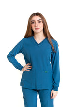 Cargar imagen en el visor de la galería, Conjunto SET Filipina MANGA LARGA y Pantalón EV-16 Tatita REPELENTE A FLUIDOS-Color CARIBE Dama-Ana Isabel Uniformes