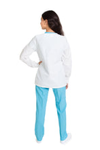 Cargar imagen en el visor de la galería, WARM UP Chamarra Médica - Salida de Hospital - para Dama - Color Blanco- KA-38 KAREN MEDICAL FASHION