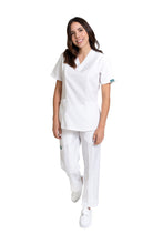 Cargar imagen en el visor de la galería, Conjunto SET Filipina y Pantalón EV-01 Chicu REPELENTE A FLUIDOS-Color BLANCO Dama-Ana Isabel Uniformes