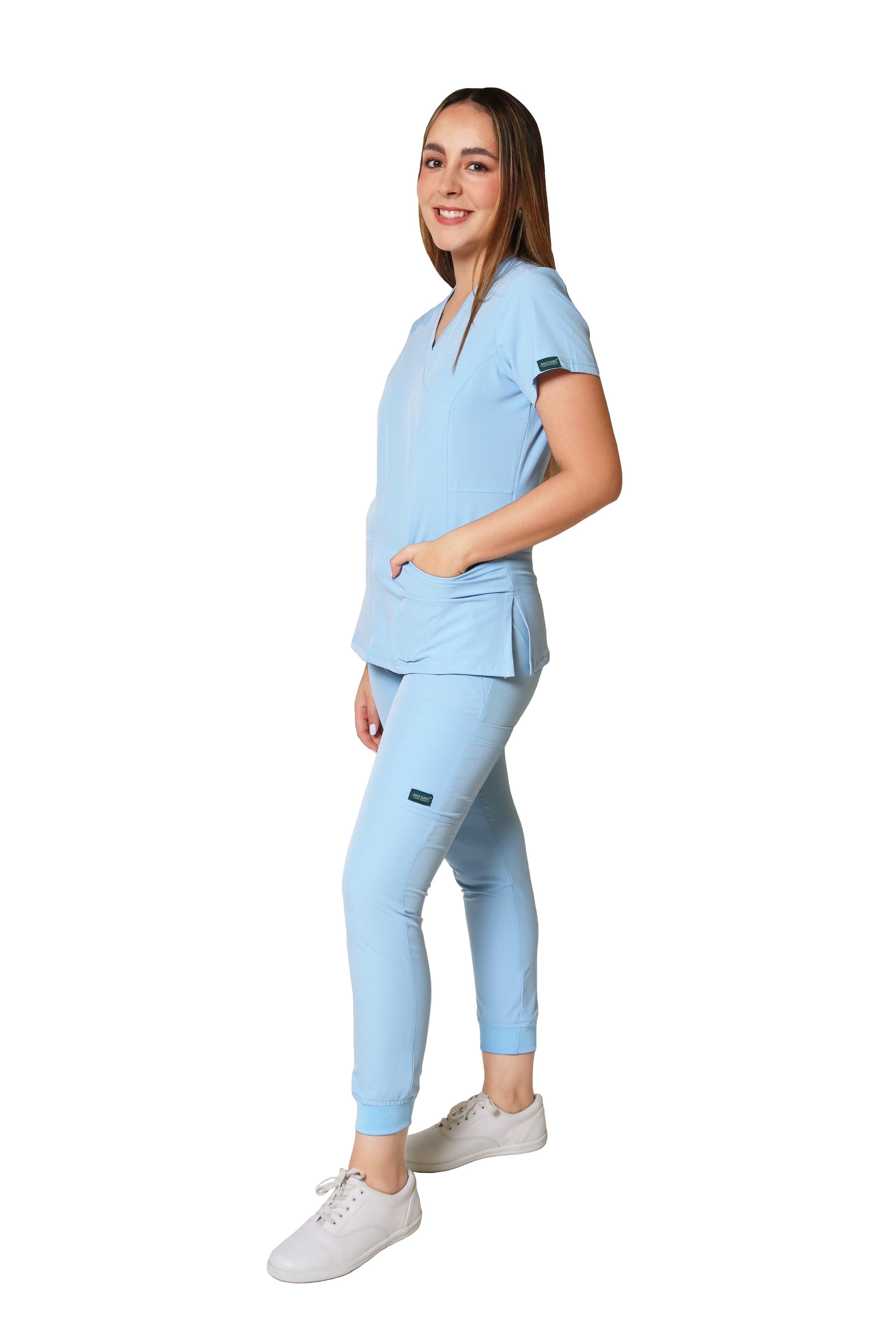Conjunto SET Filipina y Pantalón JOGGER EV-04 Tatita REPELENTE A FLUIDOS-Color CELESTE Dama-Ana Isabel Uniformes