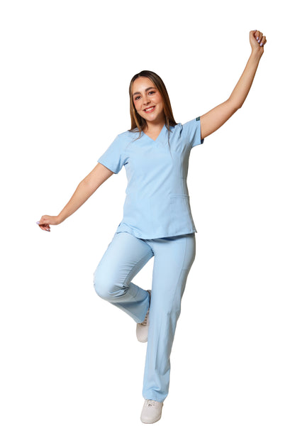 Conjunto SET Filipina y Pantalón EV-04 Tatita REPELENTE A FLUIDOS-Color CELESTE Dama-Ana Isabel Uniformes