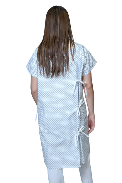 BATA PACIENTE  HA-15  CRUZADA  -  ANA ISABEL UNIFORMES