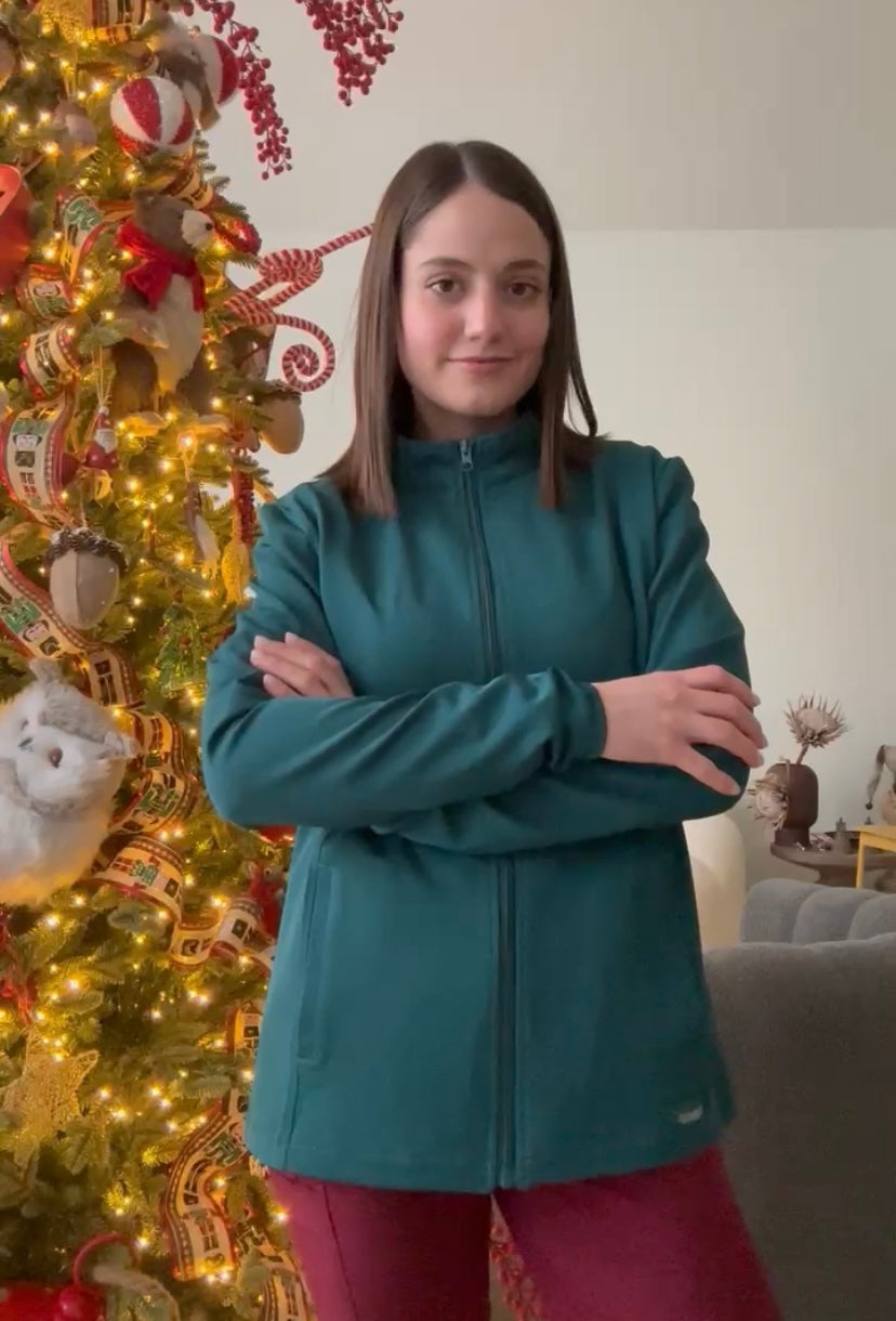 CHAMARRA FIT JACKET EXTRA GRUESA- DOBLE STRETCH CON CIERRE con REPELENTE A FLUIDOS para Dama - EV-58