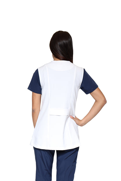Chaleco Reglamentario para Enfermera Repelente a Fluidos - para Dama - Color Blanco - ER-54 - ANA ISABEL UNIFORMES