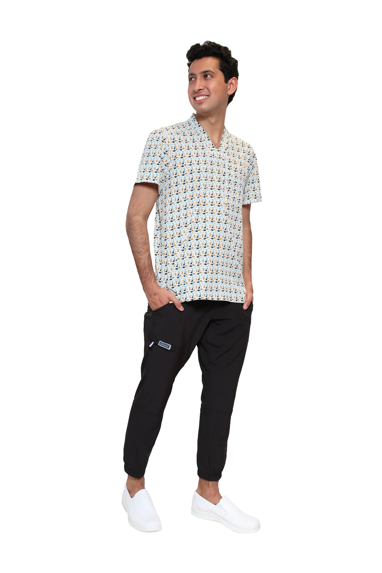 Conjunto SET Filipina y Pantalón JOGGER EA-02 REPELENTE A FLUIDOS-Color ESTAMPADO DINOSAURIOS con PANT JOGGER NEGRO HOMBRE-HASSAN Uniformes