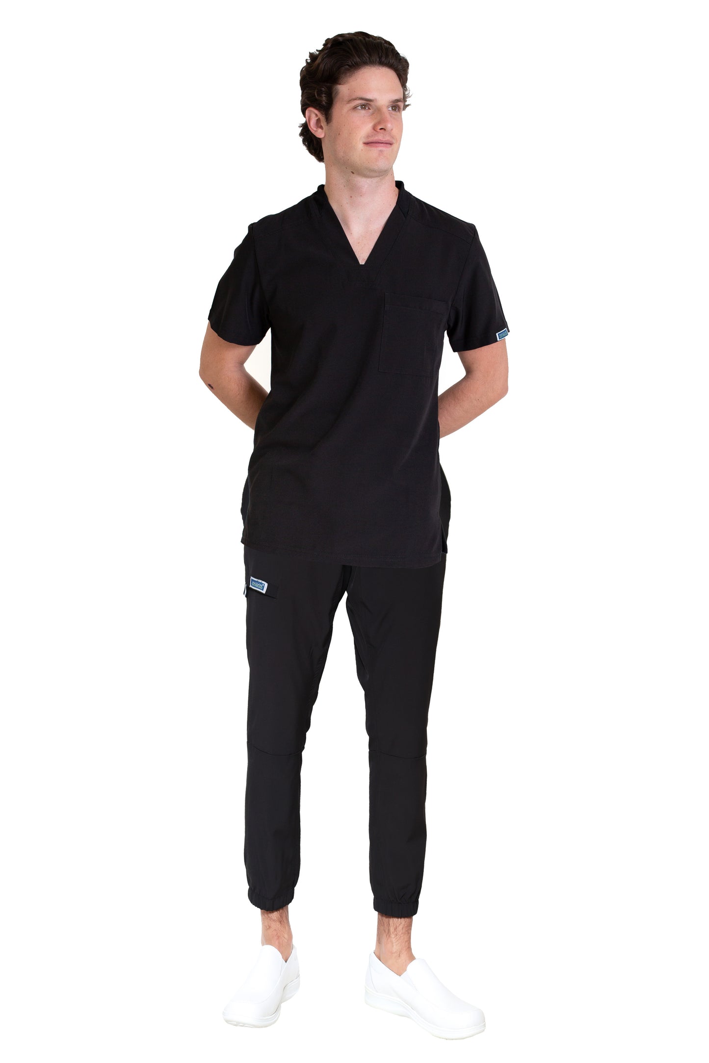 Conjunto SET Filipina y Pantalón JOGGER EA-02 REPELENTE A FLUIDOS-Color NEGRO HOMBRE-HASSAN Uniformes