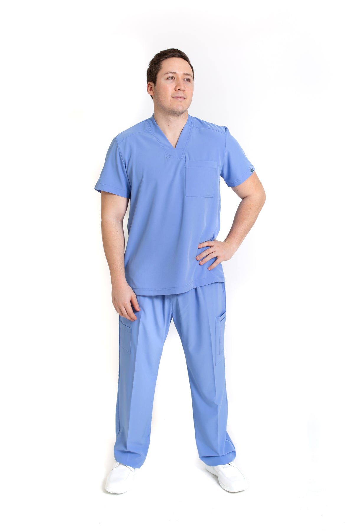 KIT Estudiantes - Bata Doble Stretch Repelente a Fluidos y Conjunto Quirúrgico Repelente con Pant Recto