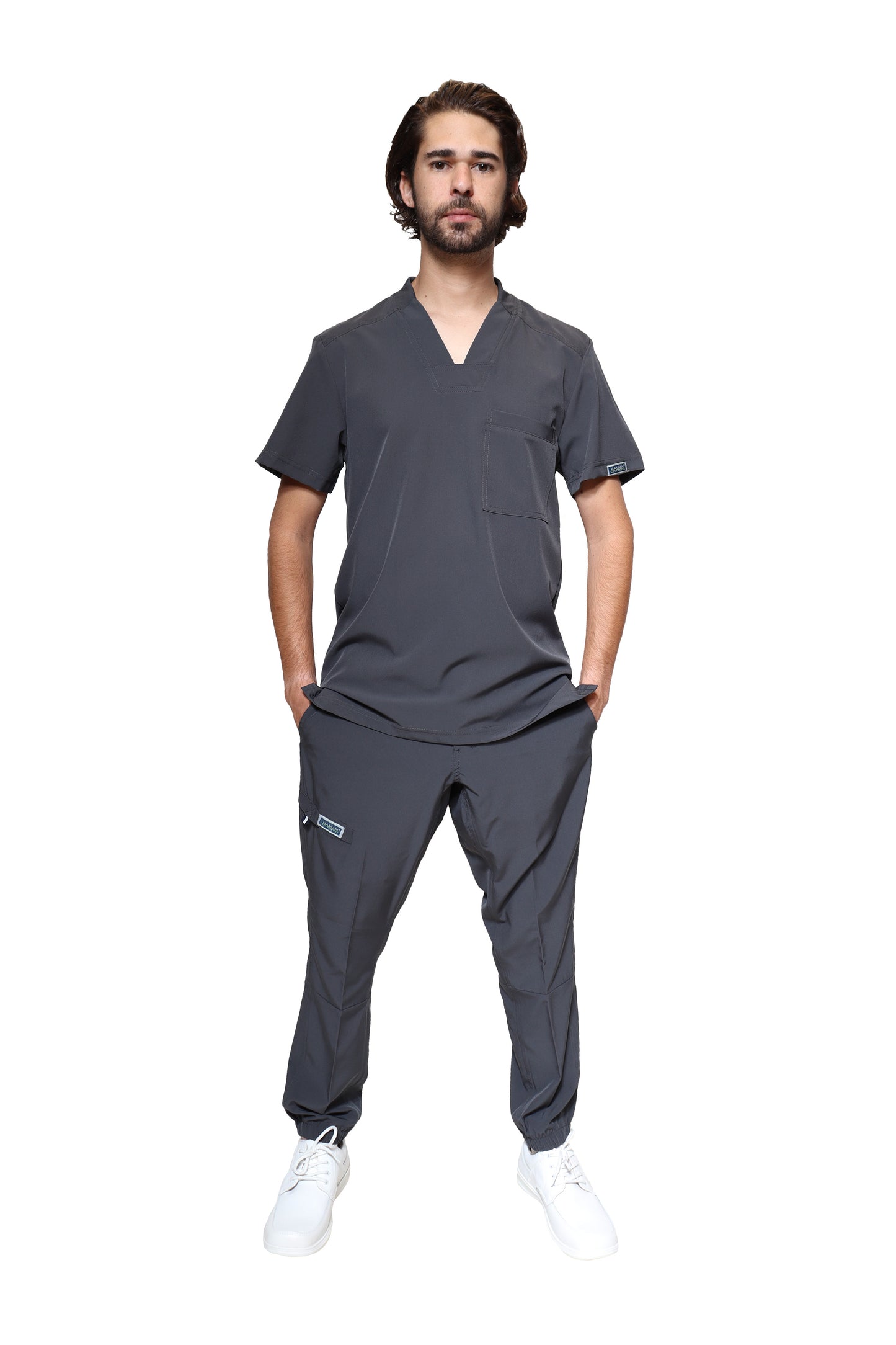 CONJUNTO EA-02 HOMBRE con PANTALÓN JOGGER