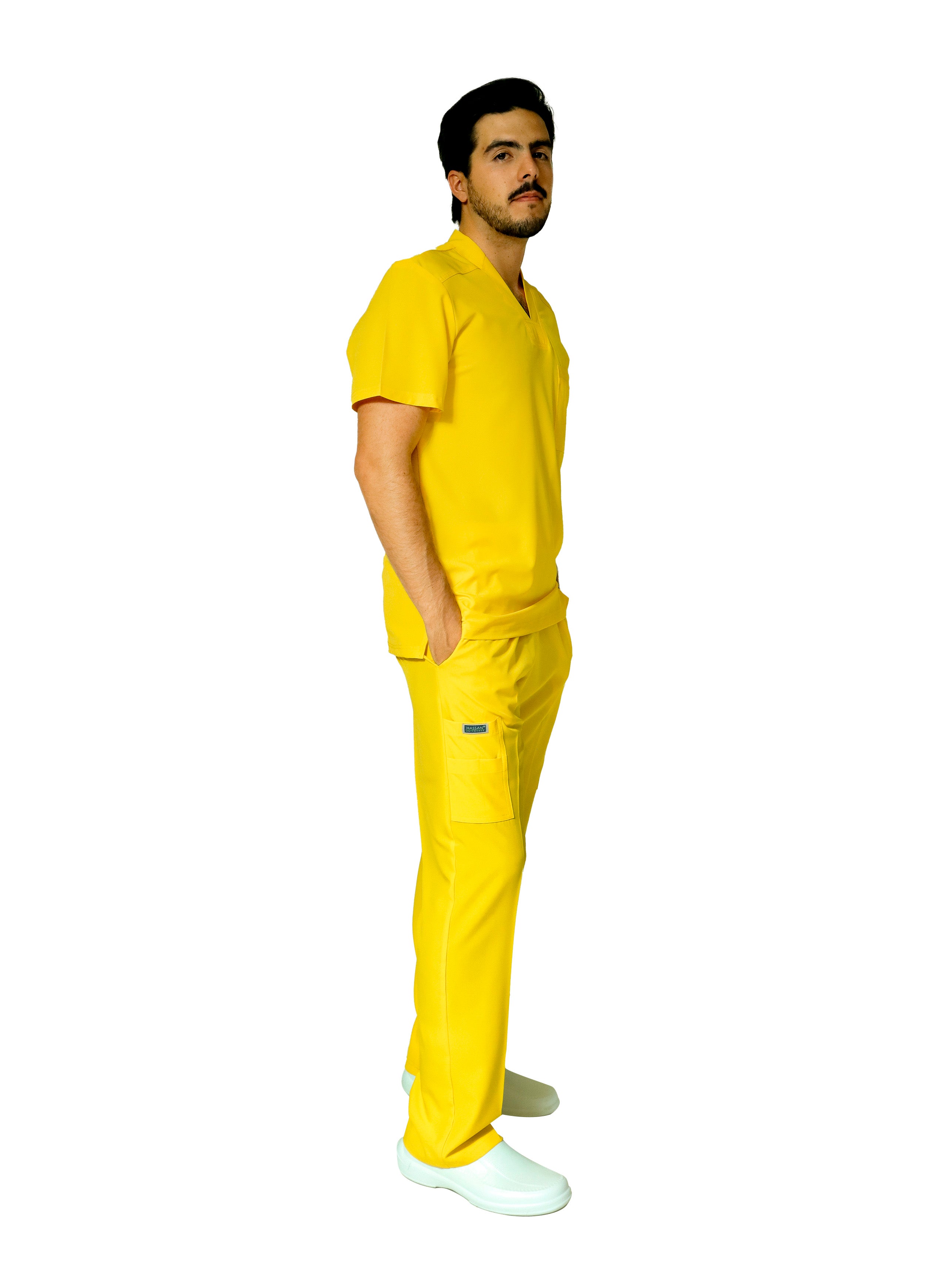 Conjunto SET EA-02 REPELENTE A FLUIDOS-Color YELLOW-HASSAN Uniformes
