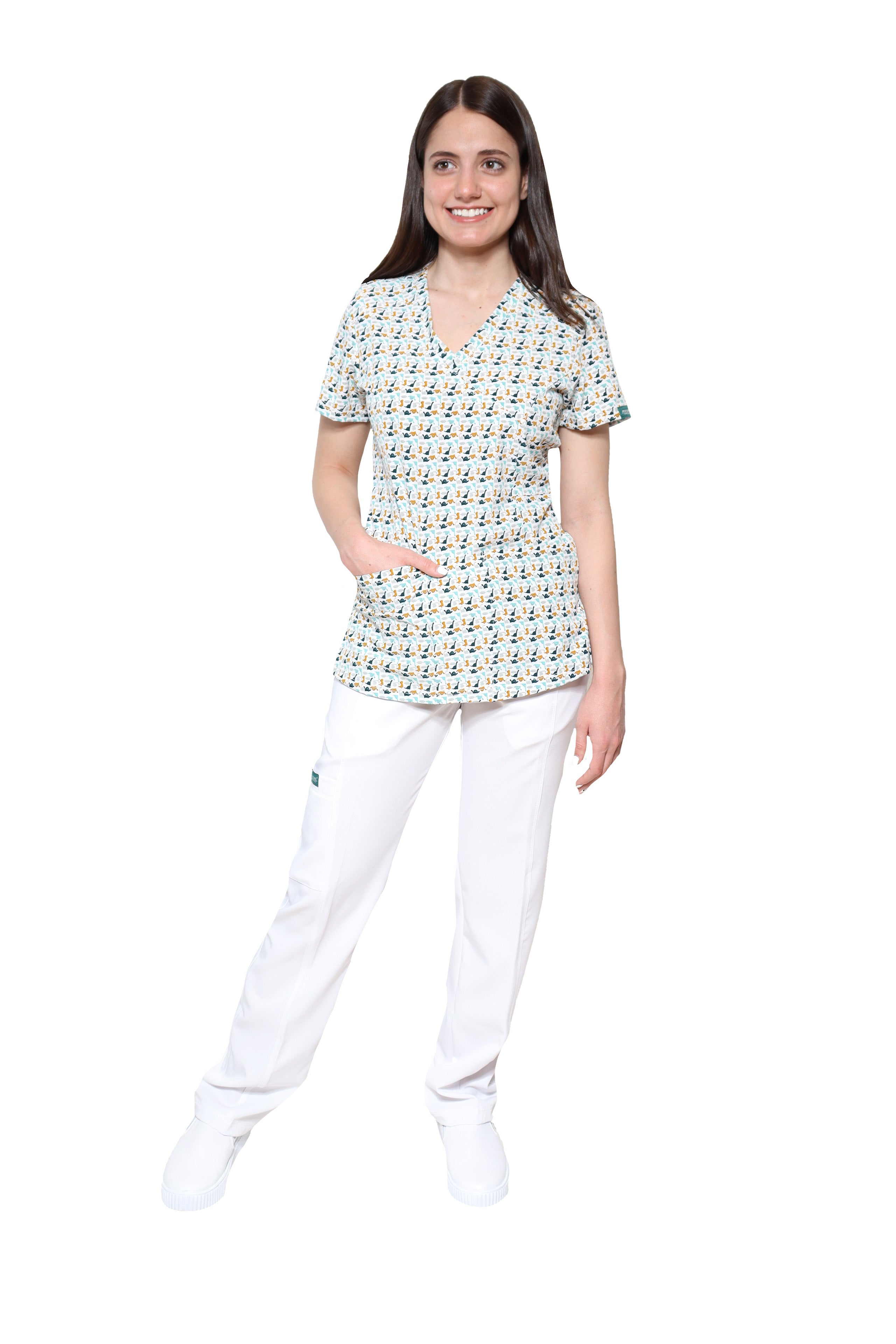 Conjunto SET Filipina y Pantalón EV-04 Tatita REPELENTE A FLUIDOS-Color ESTAMPADO DINOSAURIOS con PANT BLANCO Dama-Ana Isabel Uniformes