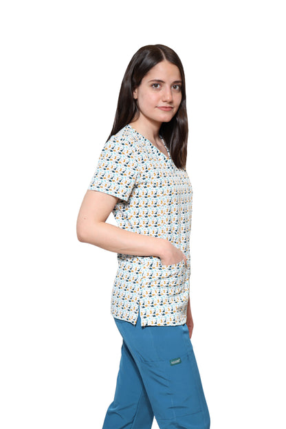 Conjunto SET Filipina y Pantalón EV-04 Tatita REPELENTE A FLUIDOS-Color ESTAMPADO DINOSAURIOS con PANT CARIBE Dama-Ana Isabel Uniformes