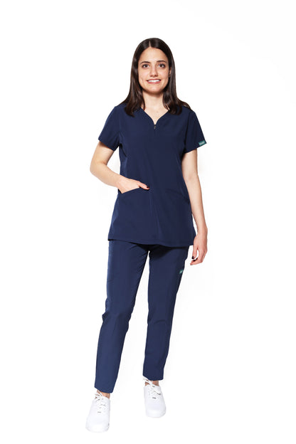 Conjunto SET Filipina y Pantalón EV-30 Paola con Cierre REPELENTE A FLUIDOS-Color Marino Dama-Ana Isabel Uniformes