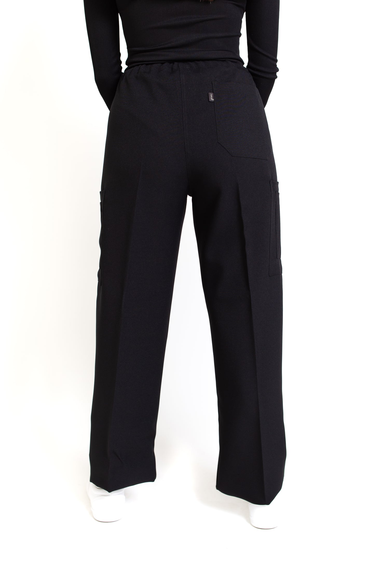 Conjunto SET Filipina y Pantalón JP-13 UNISEX-Color NEGRO-JUANPA