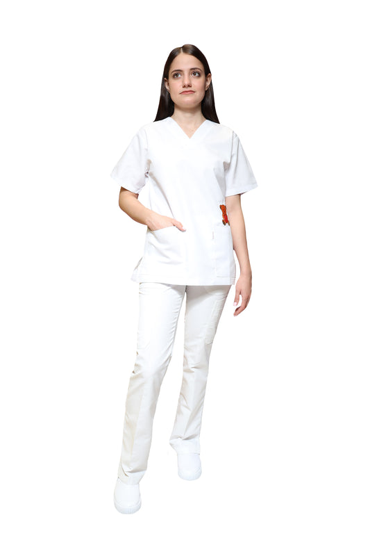 Conjunto SET Filipina y Pantalón KA-45 FILIPINA BORDADA/OSO -Color BLANCO Dama-KAREN MEDICAL FASHION
