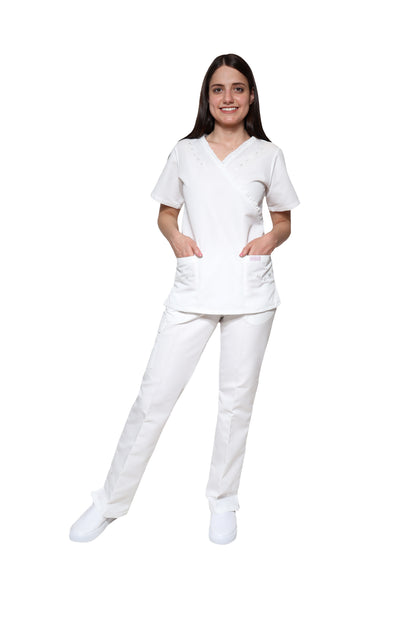 Conjunto SET Filipina y Pantalón KA-56 MARIPOSITAS -Color BLANCO- Dama- KAREN MEDICAL FASHION