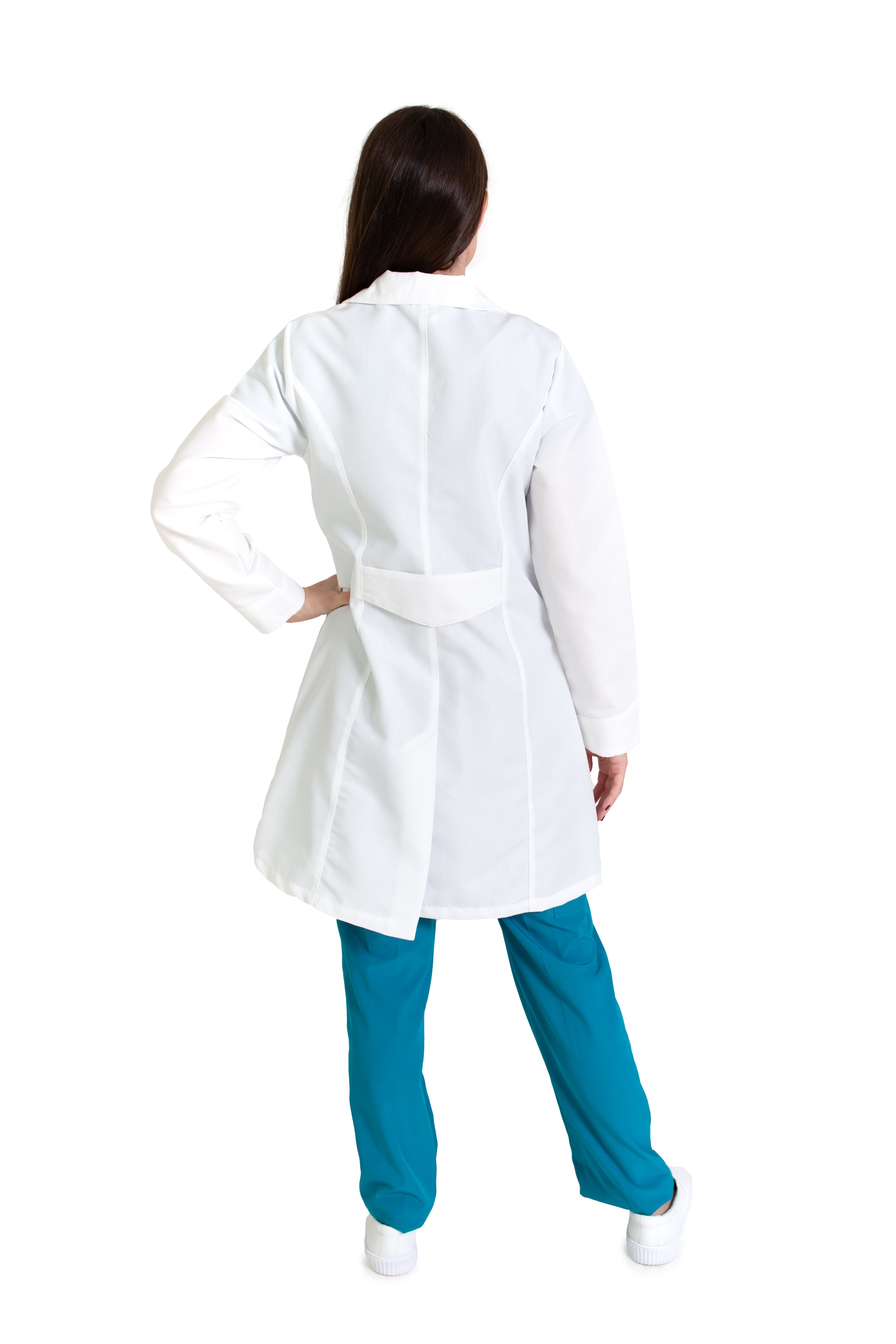Bata Médica de Dama REPELENTE A FLUIDOS KA-39R-Bata BOTÓN OCULTO-Karen Medical Fashion